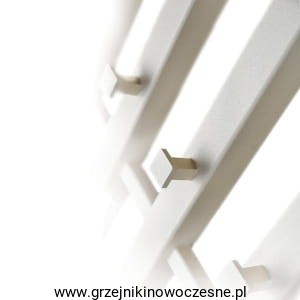WIESZAKI NA GRZEJNIKU.jpg