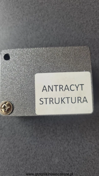 GRAFIT STRUKTURA.jpg